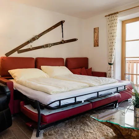 Kristall By Skinetworks Hotel Saalbach-Hinterglemm