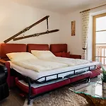 Kristall By Skinetworks Otel Saalbach-Hinterglemm