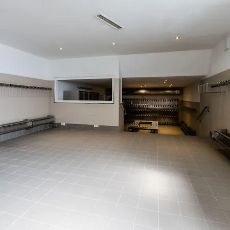 Kristall By Skinetworks 4*