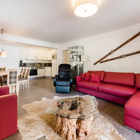 Kristall By Skinetworks Hotel