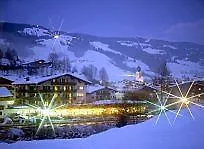 Hotel Kristall By Skinetworks