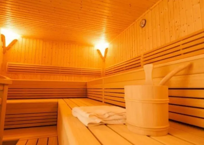 Kristall By Skinetworks Hotel