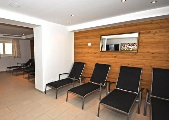 Kristall By Skinetworks Hotel