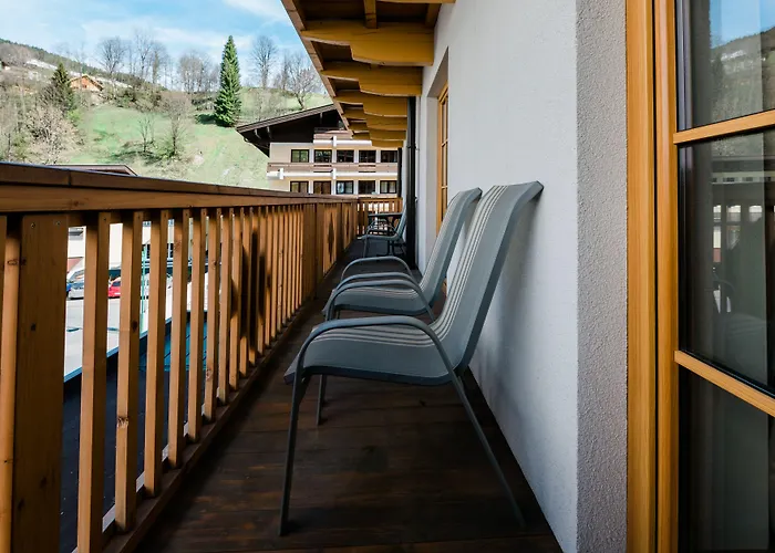 Kristall By Skinetworks 4*