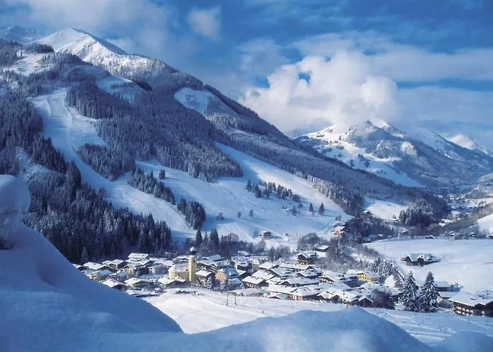 Hotel Kristall By Skinetworks 4*